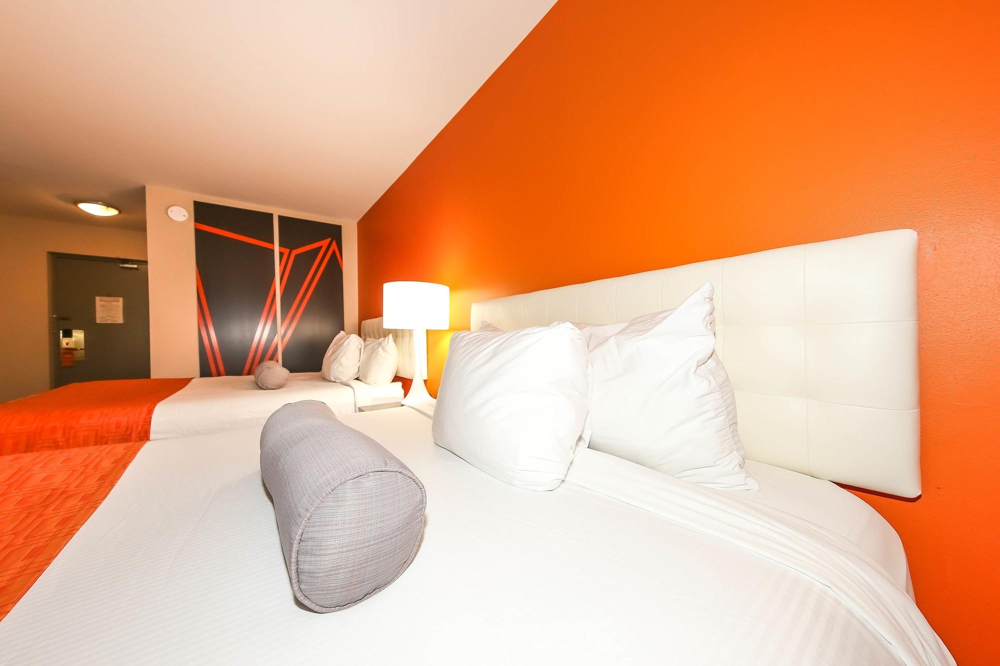 Howard Johnson By Wyndham Winnipeg West Экстерьер фото