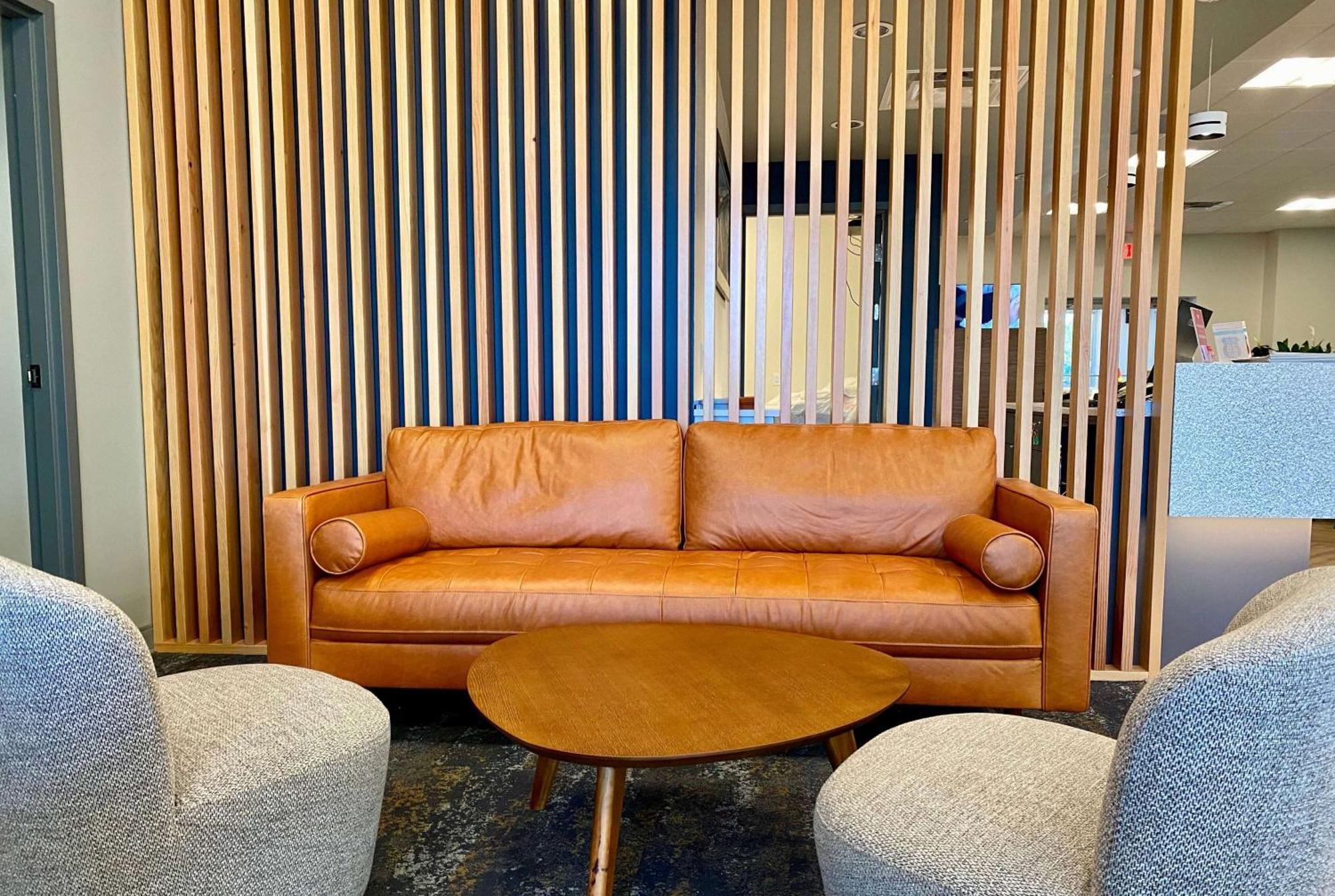 Howard Johnson By Wyndham Winnipeg West Экстерьер фото