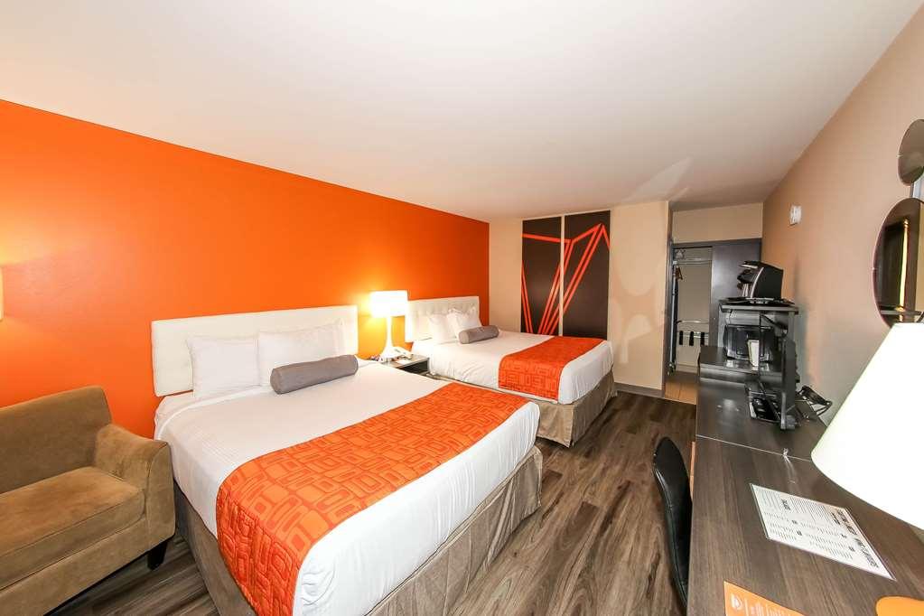 Howard Johnson By Wyndham Winnipeg West Номер фото